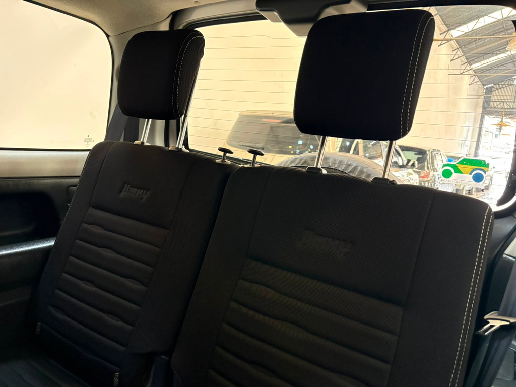 Suzuki Jimny Prata