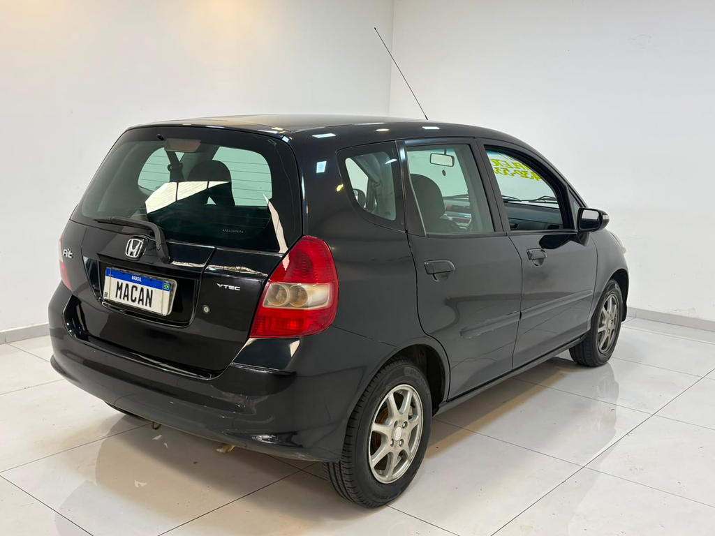 Honda Fit Preto
