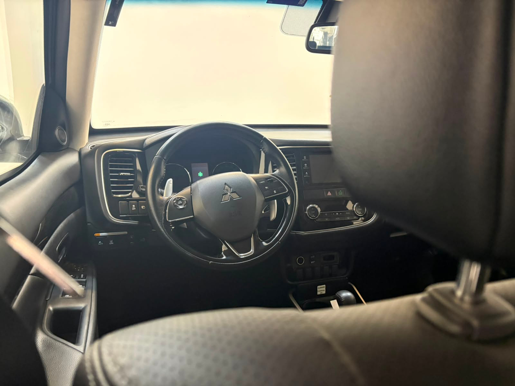 Mitsubishi Outlander Branco