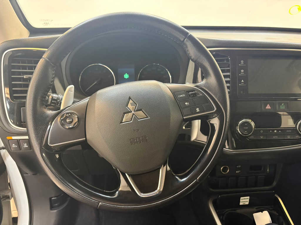 Mitsubishi Outlander Branco