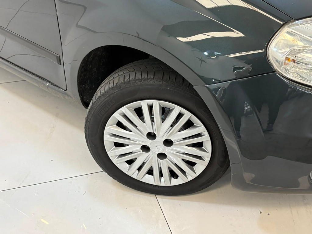Fiat Punto Cinza