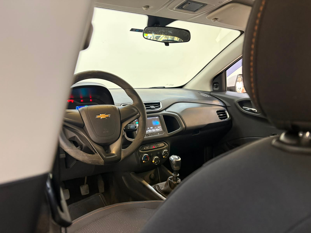 Chevrolet Onix Branco