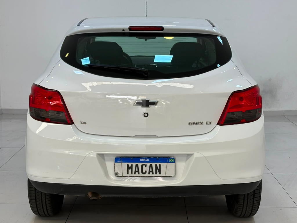 Chevrolet Onix Branco