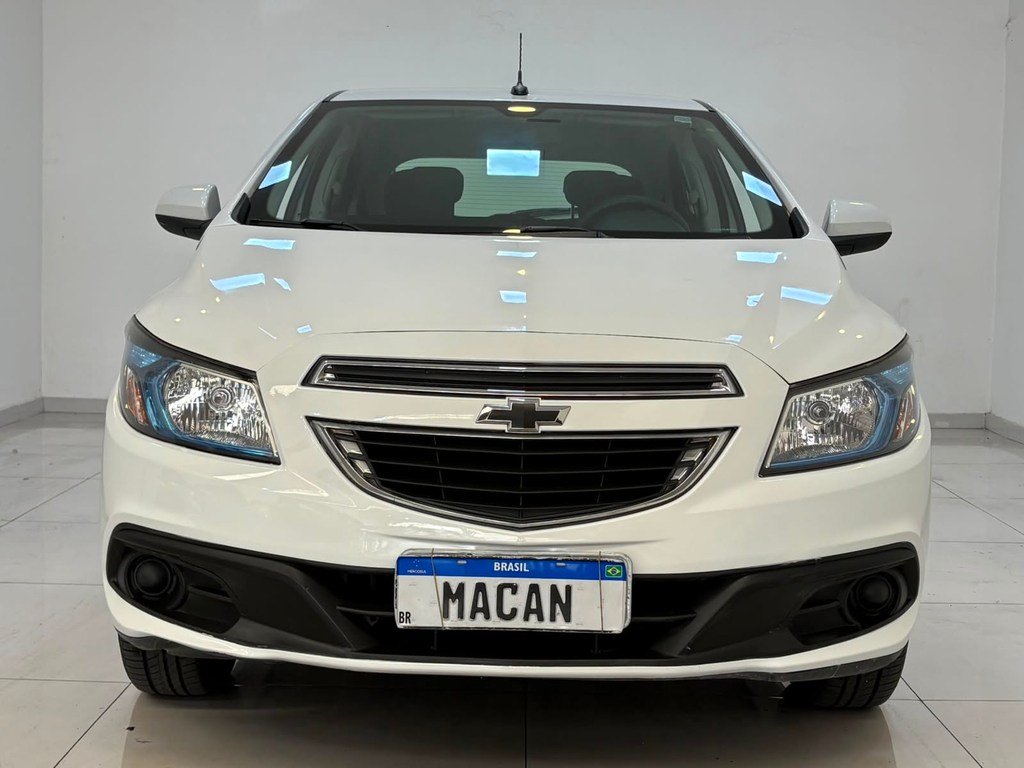 Chevrolet Onix Branco