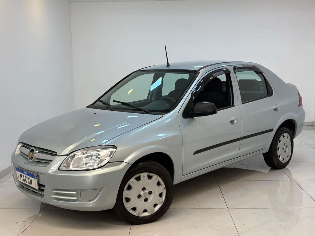 Chevrolet Prisma Prata