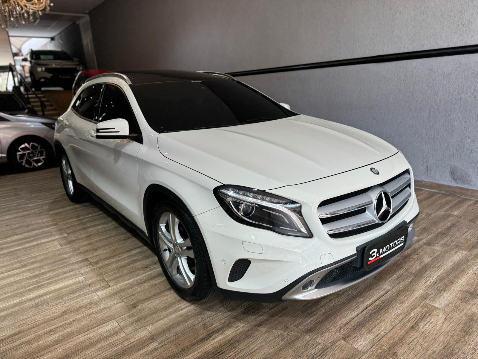Mercedes Benz GLA-250 Branco