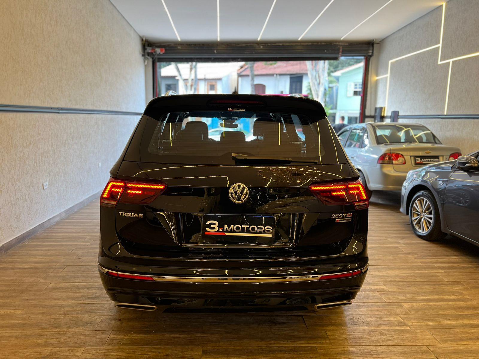 Volkswagen Tiguan Preto