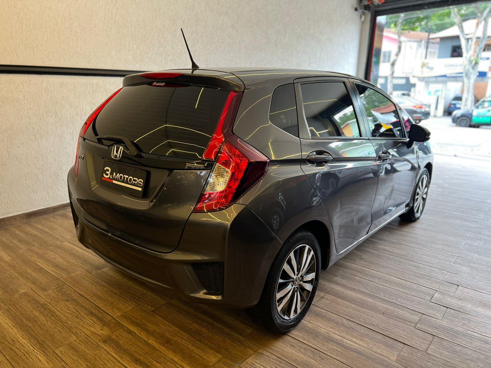 Honda Fit Cinza