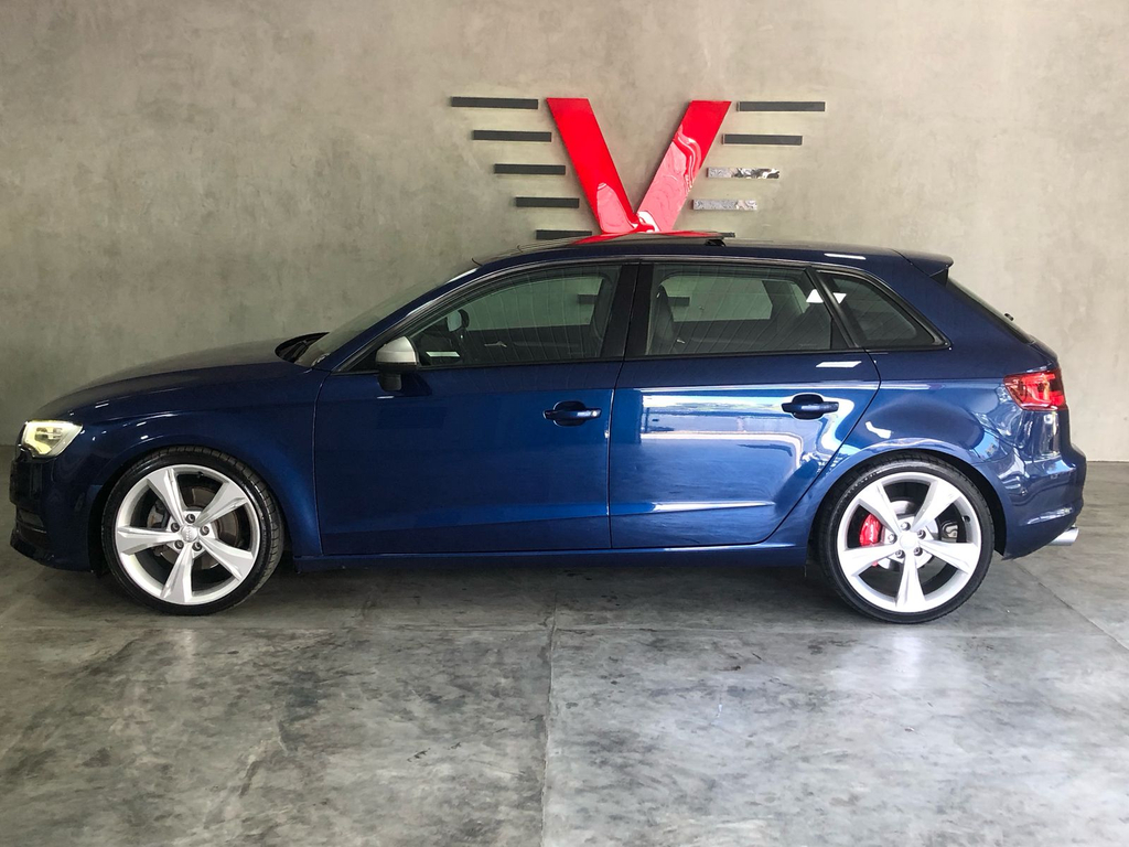 Audi A3 Azul