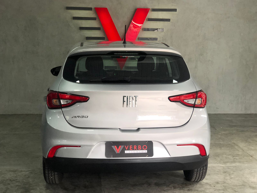 Fiat Argo Prata