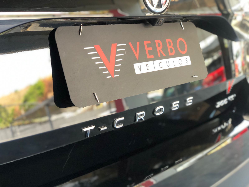 Volkswagen T-Cross Preto