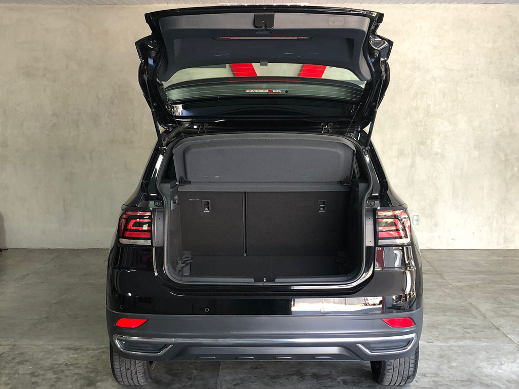 Volkswagen T-Cross Preto
