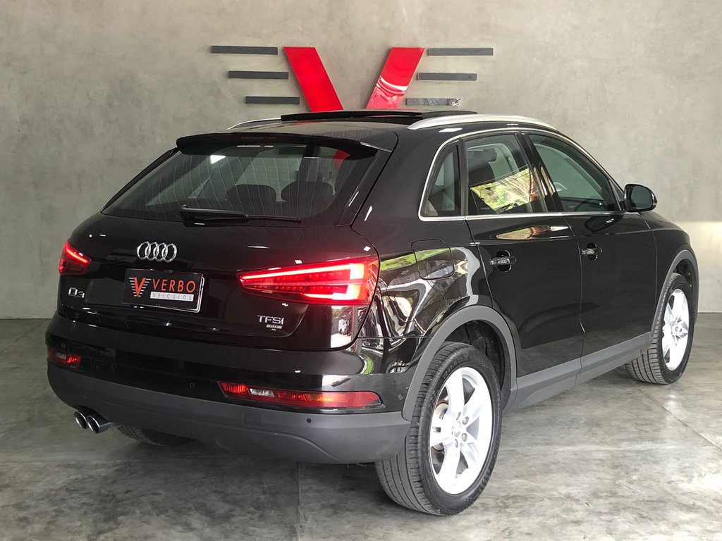 Audi Q3 Preto