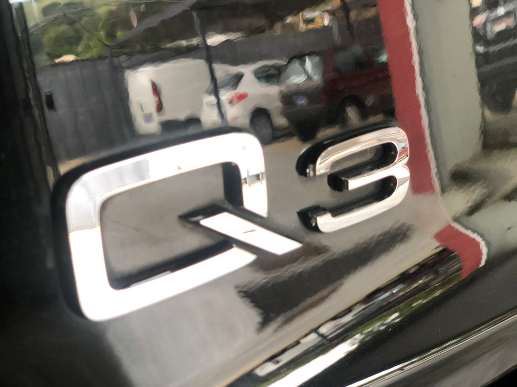 Audi Q3 Preto
