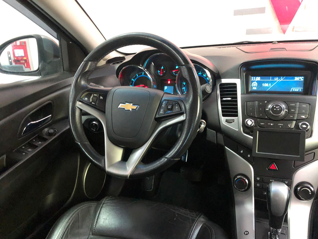 Chevrolet Cruze Cinza