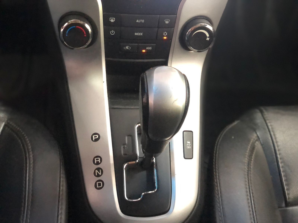 Chevrolet Cruze Cinza