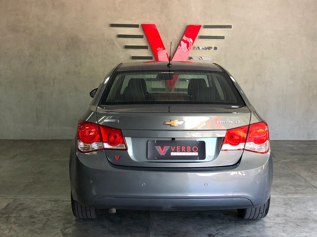 Chevrolet Cruze Cinza