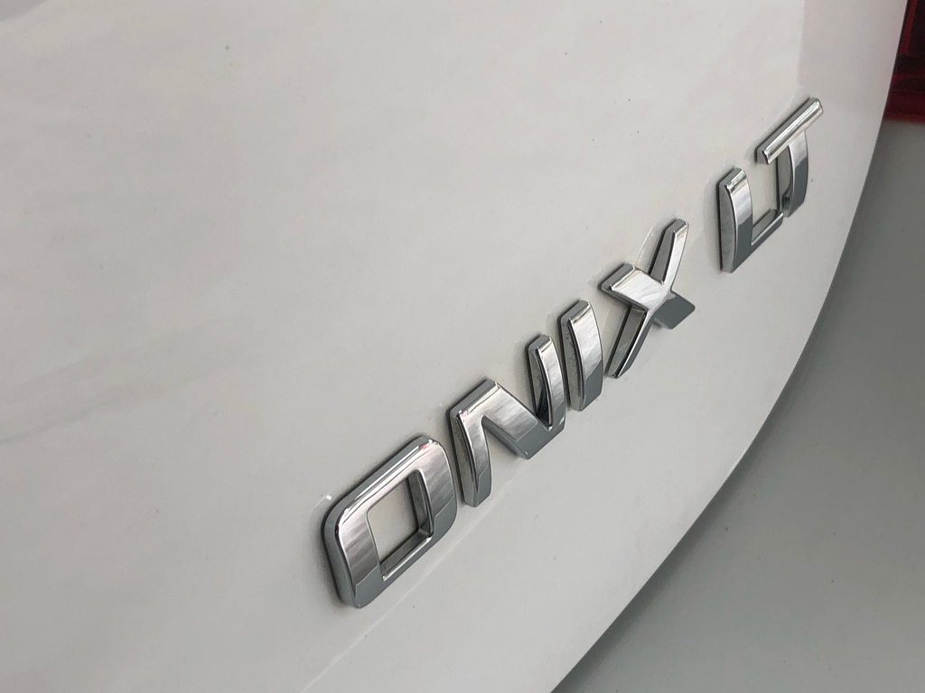Chevrolet Onix Branco