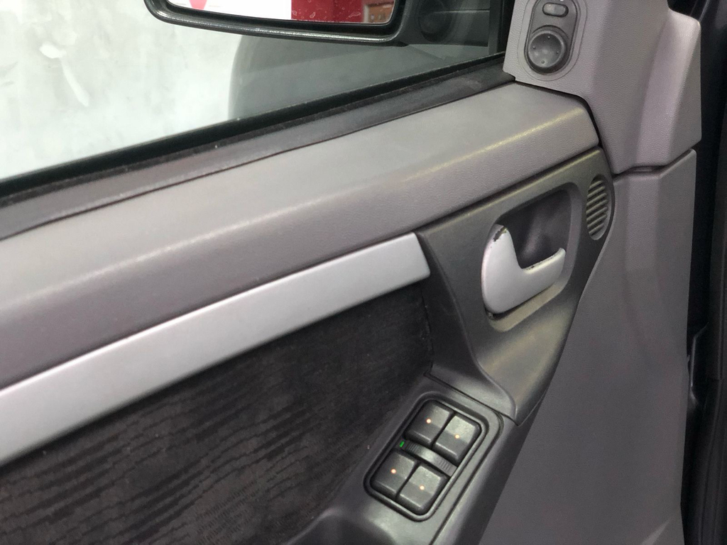 Chevrolet Meriva Cinza
