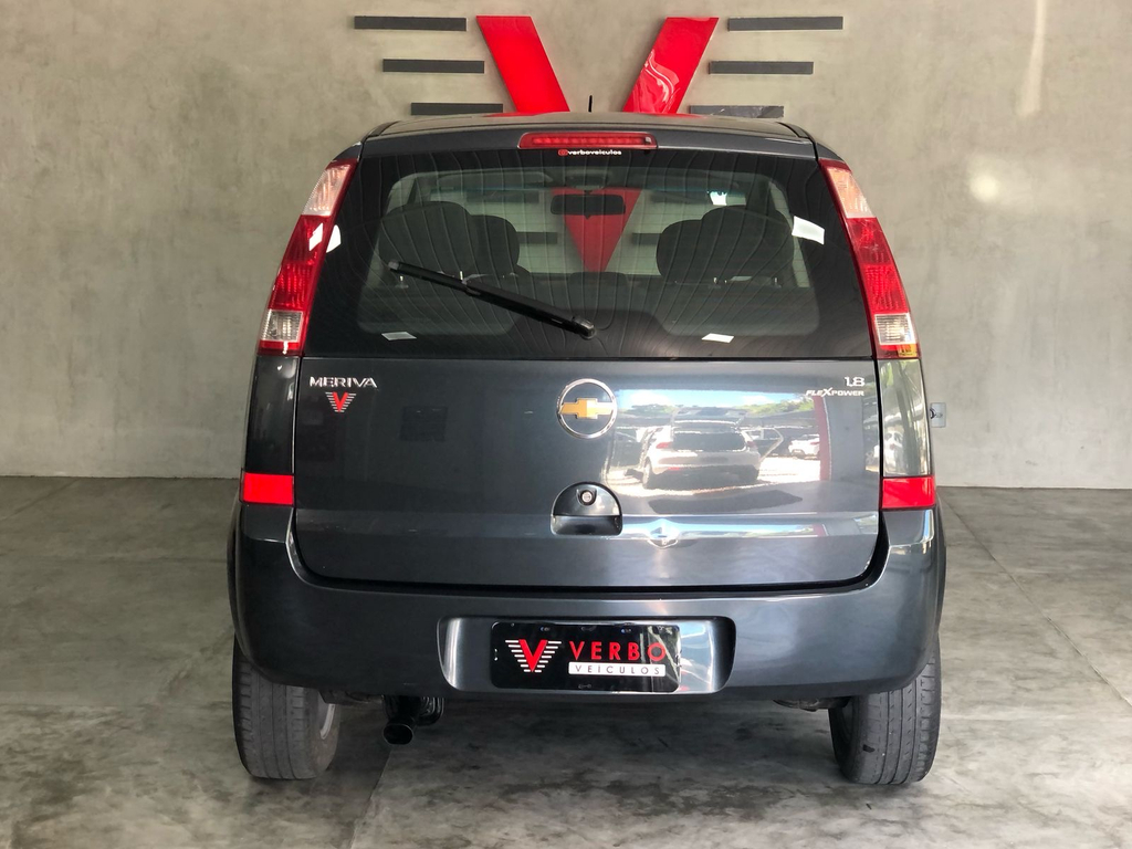 Chevrolet Meriva Cinza