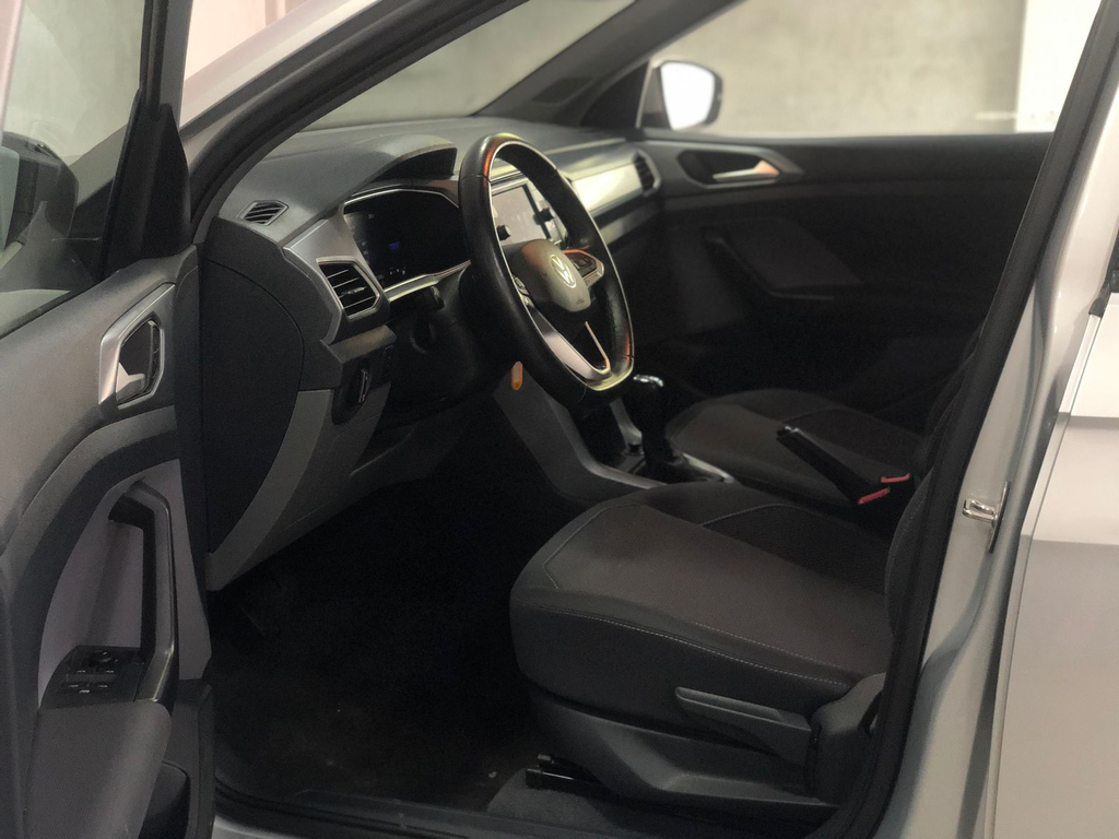 Volkswagen T-Cross Prata