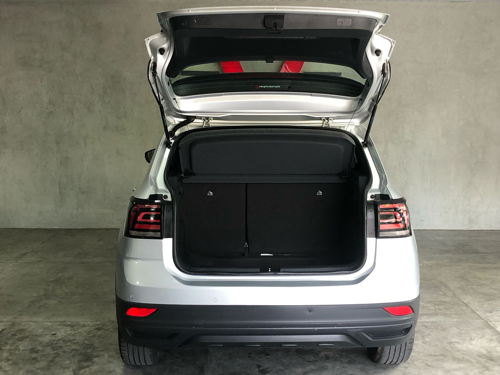 Volkswagen T-Cross Prata