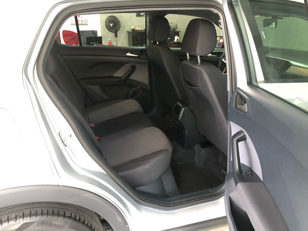 Volkswagen T-Cross Prata