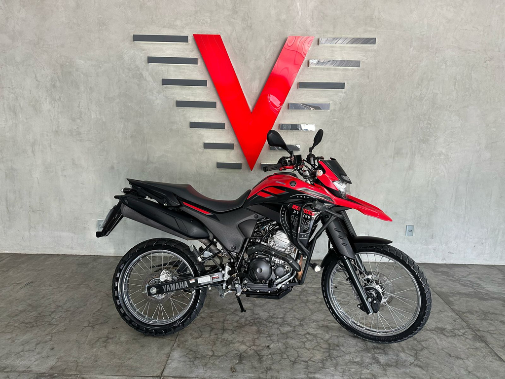 Yamaha XTZ Vermelho