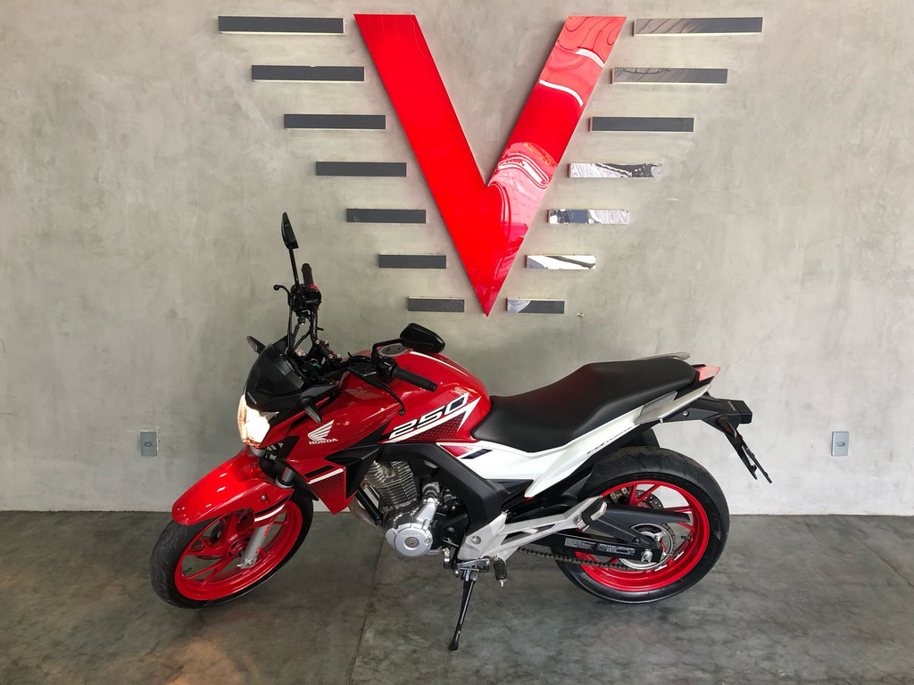 Honda CB 250 Vermelho