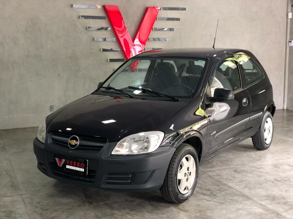 Chevrolet Celta Preto