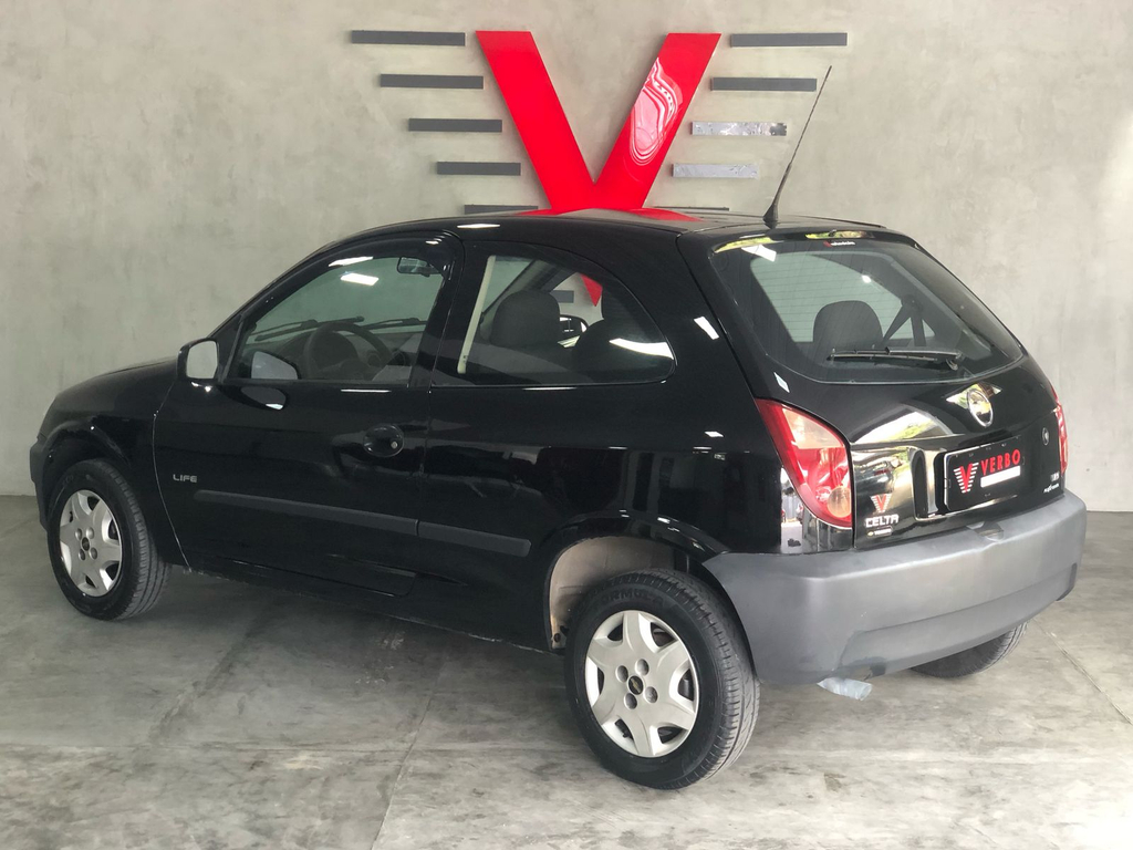 Chevrolet Celta Preto