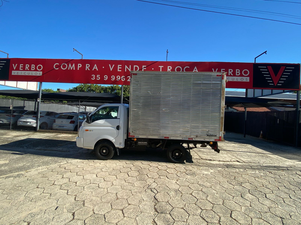 Hyundai HR Branco