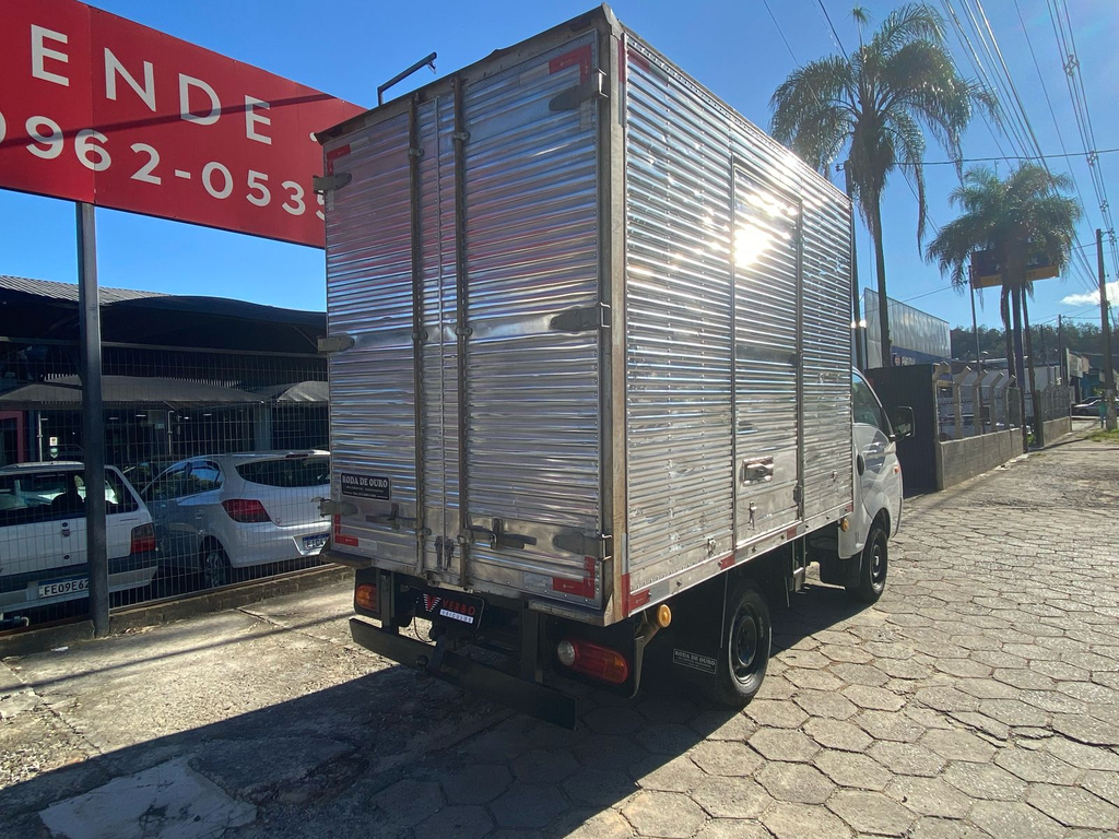 Hyundai HR Branco