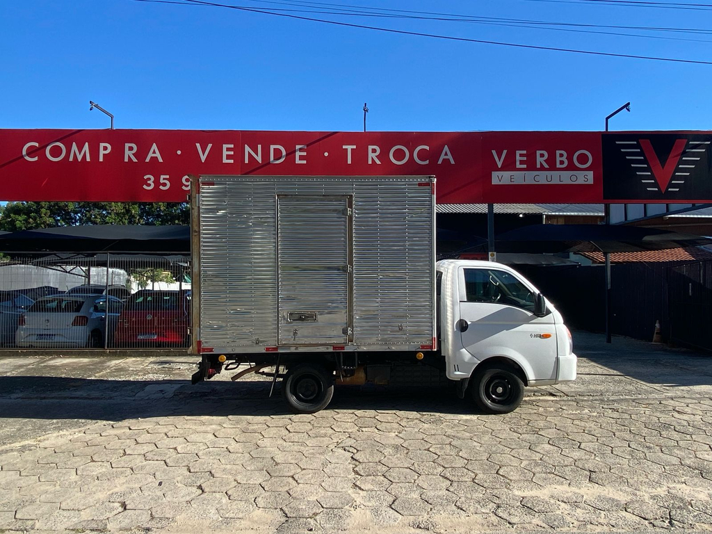Hyundai HR Branco