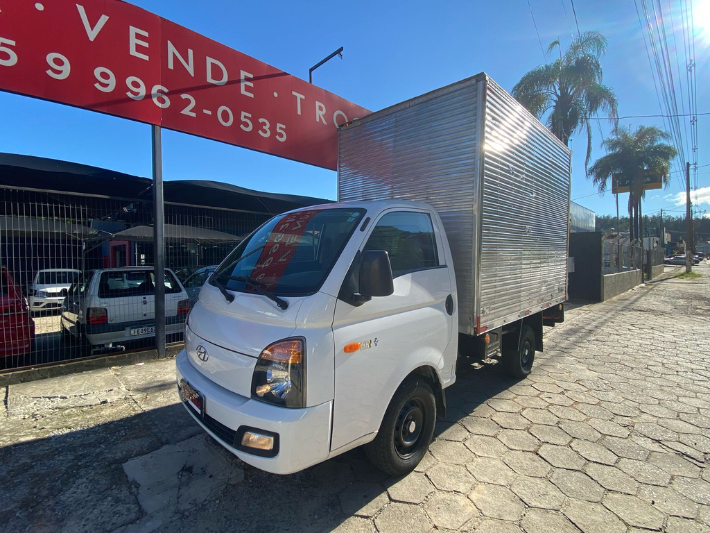 Hyundai HR Branco