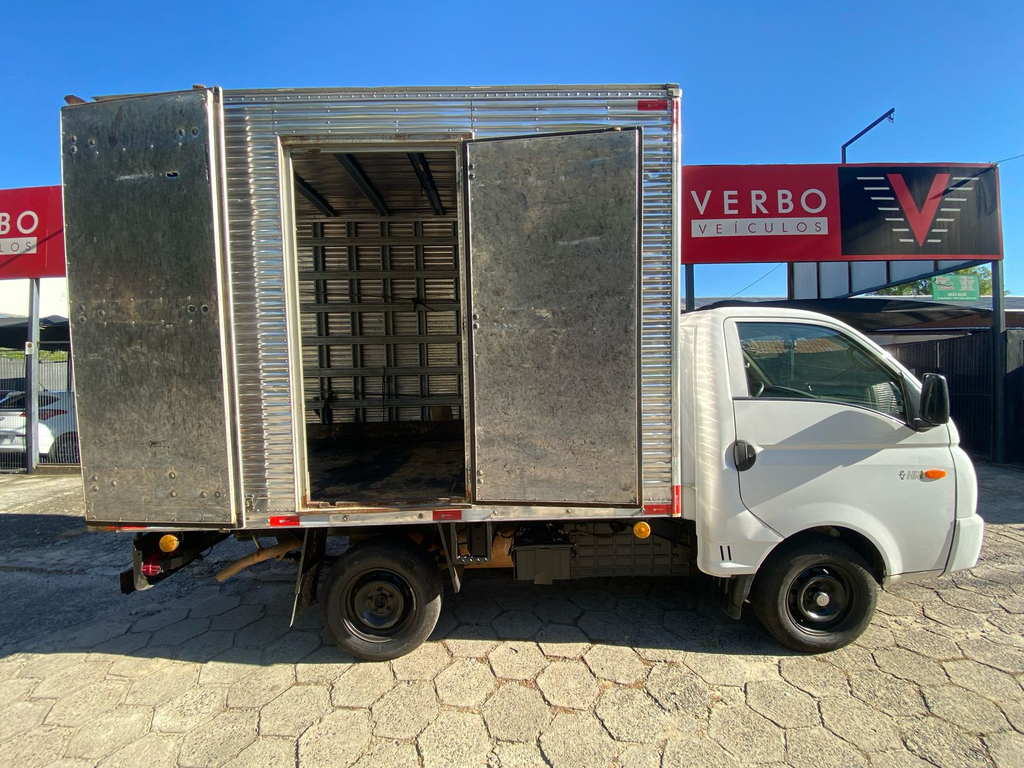 Hyundai HR Branco