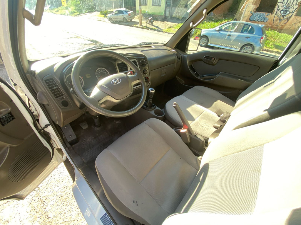 Hyundai HR Branco