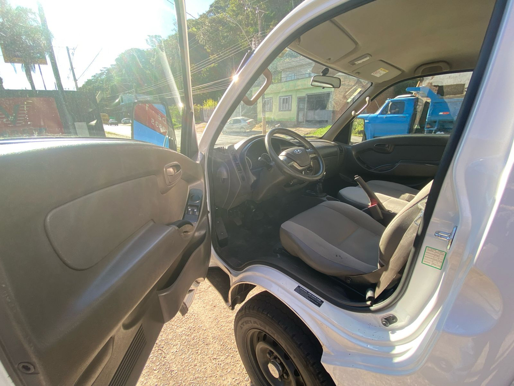 Hyundai HR Branco