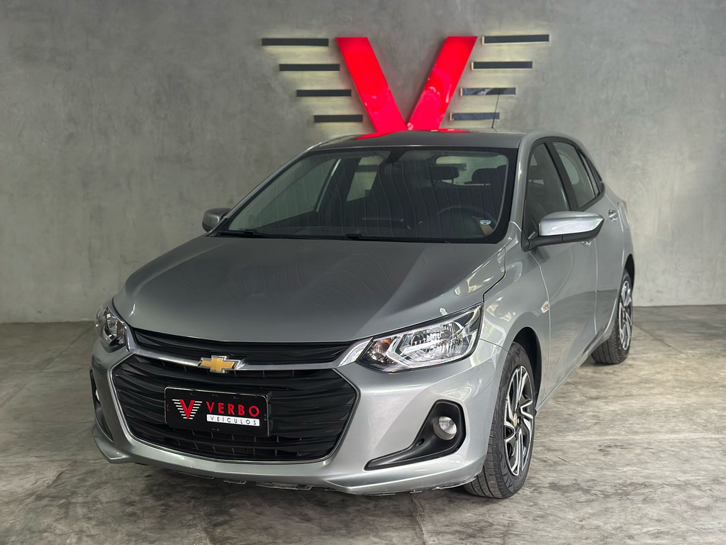 Chevrolet Onix Prata