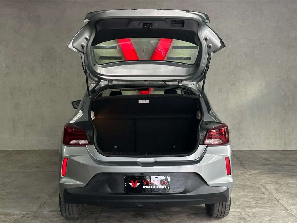 Chevrolet Onix Prata