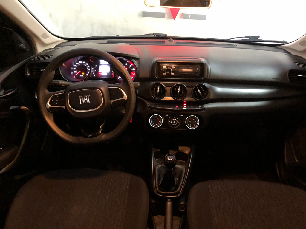 Fiat Cronos Prata