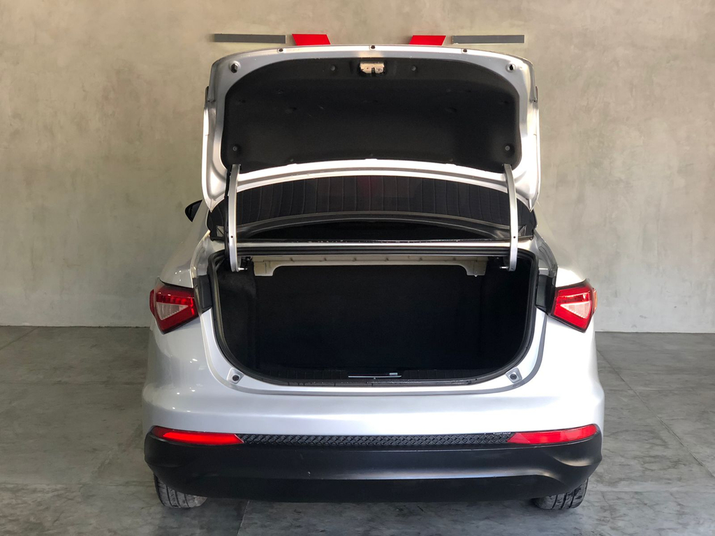 Fiat Cronos Prata
