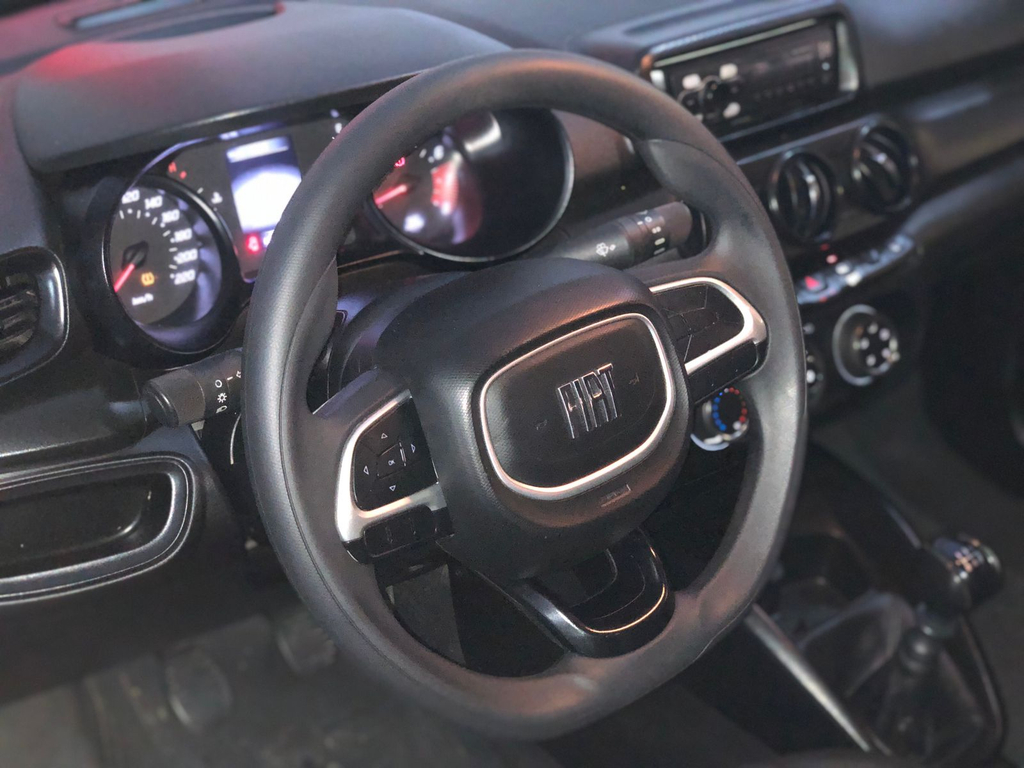 Fiat Cronos Prata