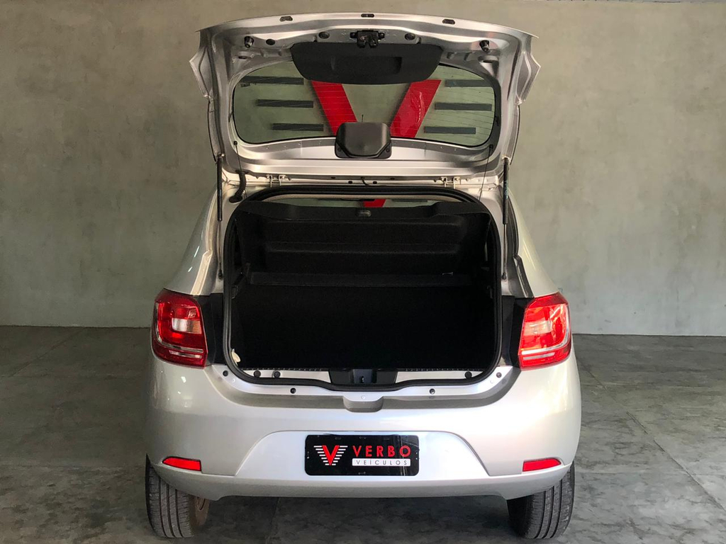 Renault Sandero Prata