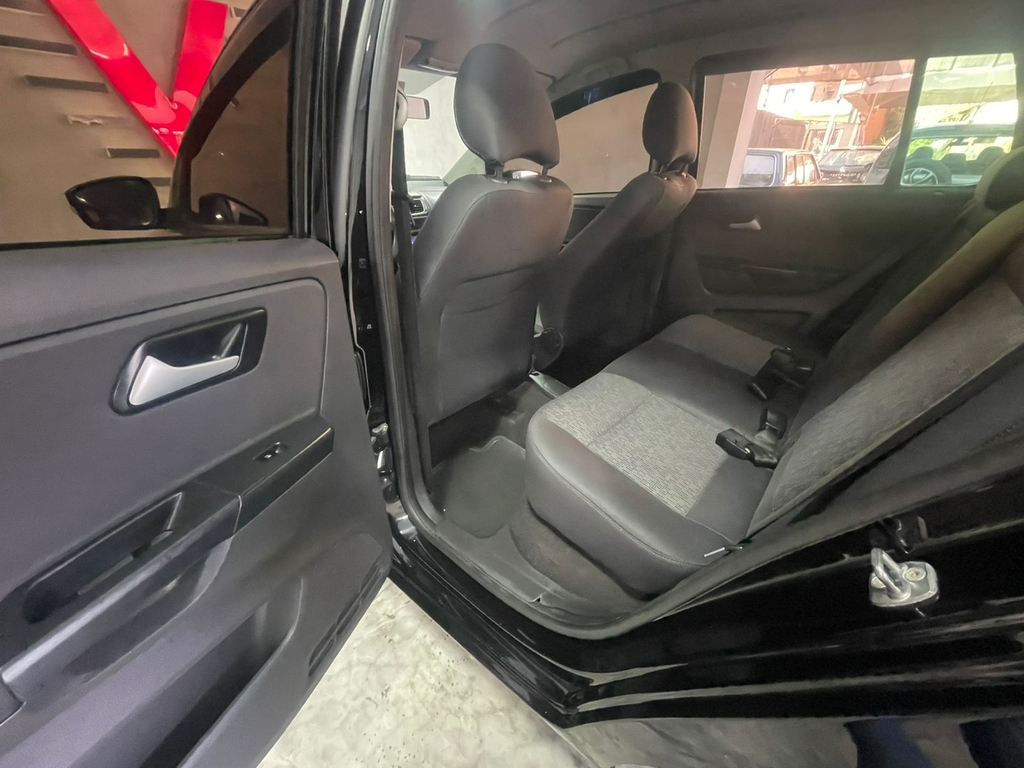 Volkswagen Fox Preto