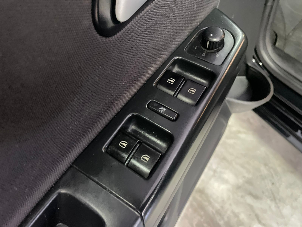 Volkswagen Fox Preto