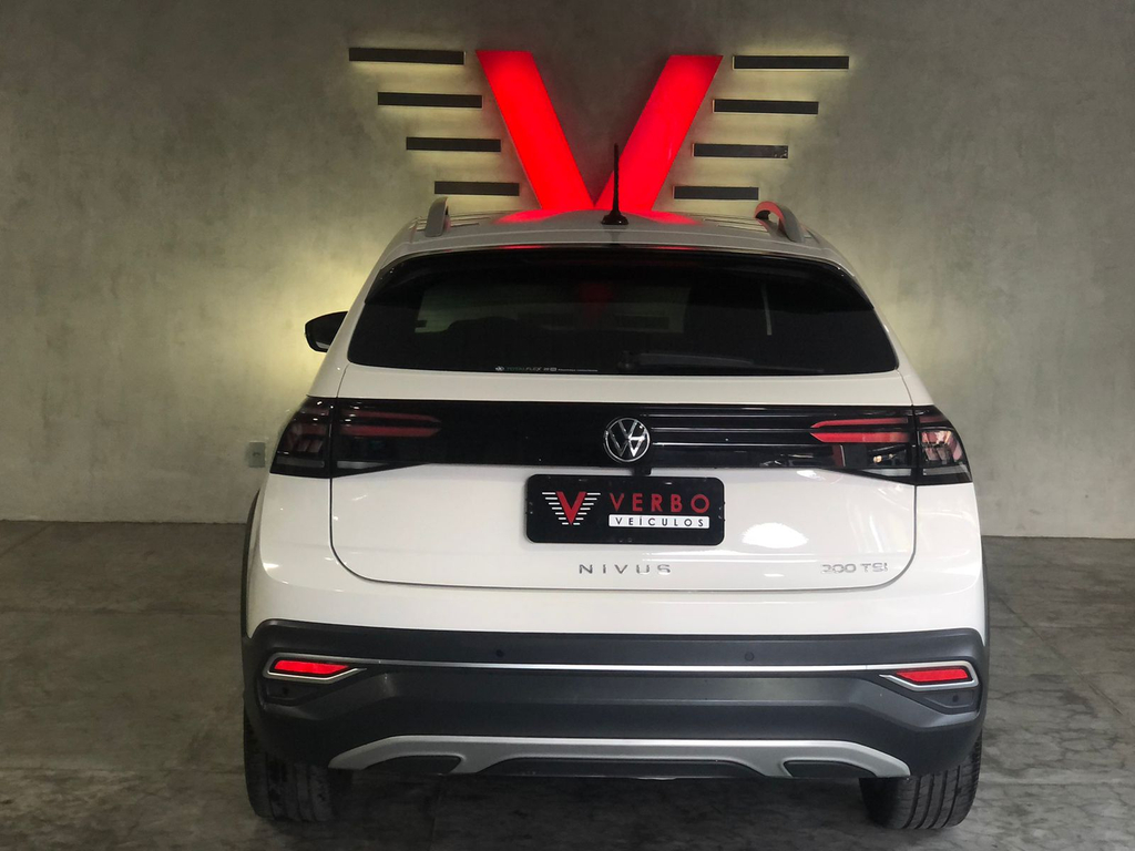Volkswagen Nivus Branco