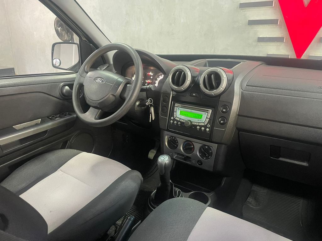 Ford EcoSport Prata