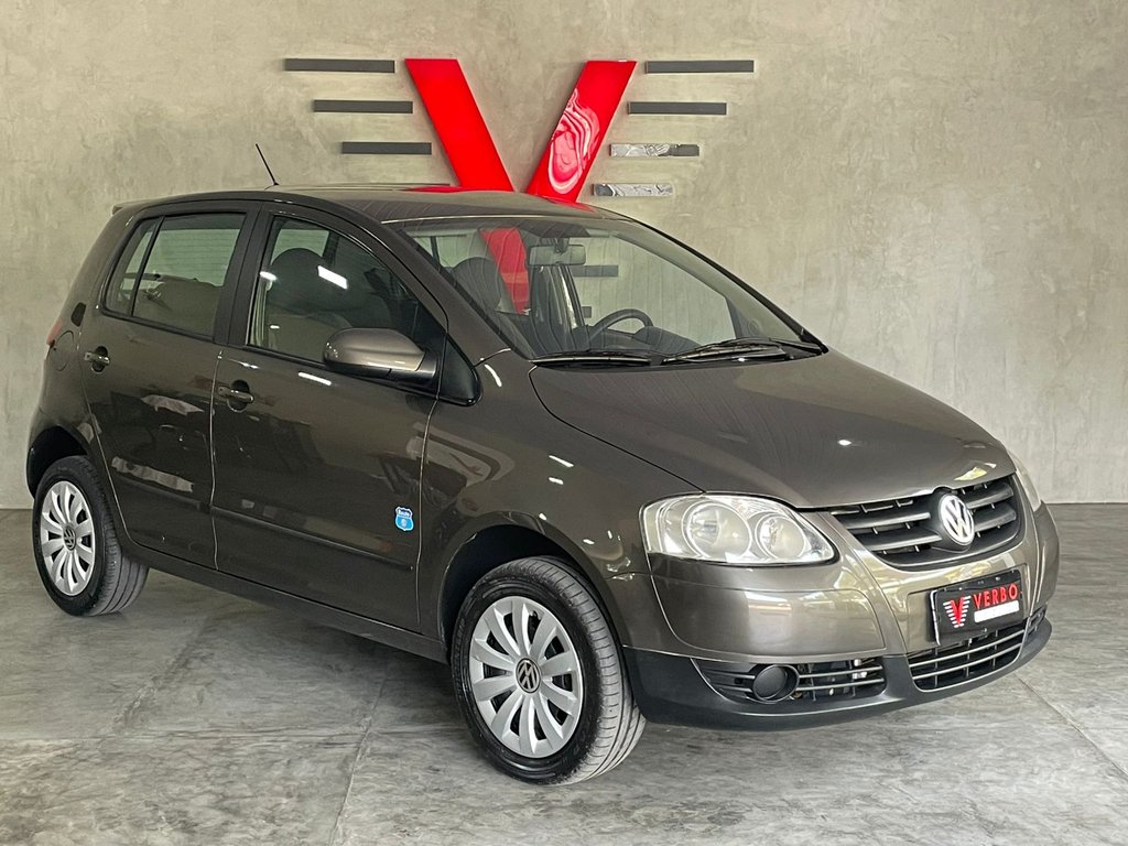 Volkswagen Fox Cinza
