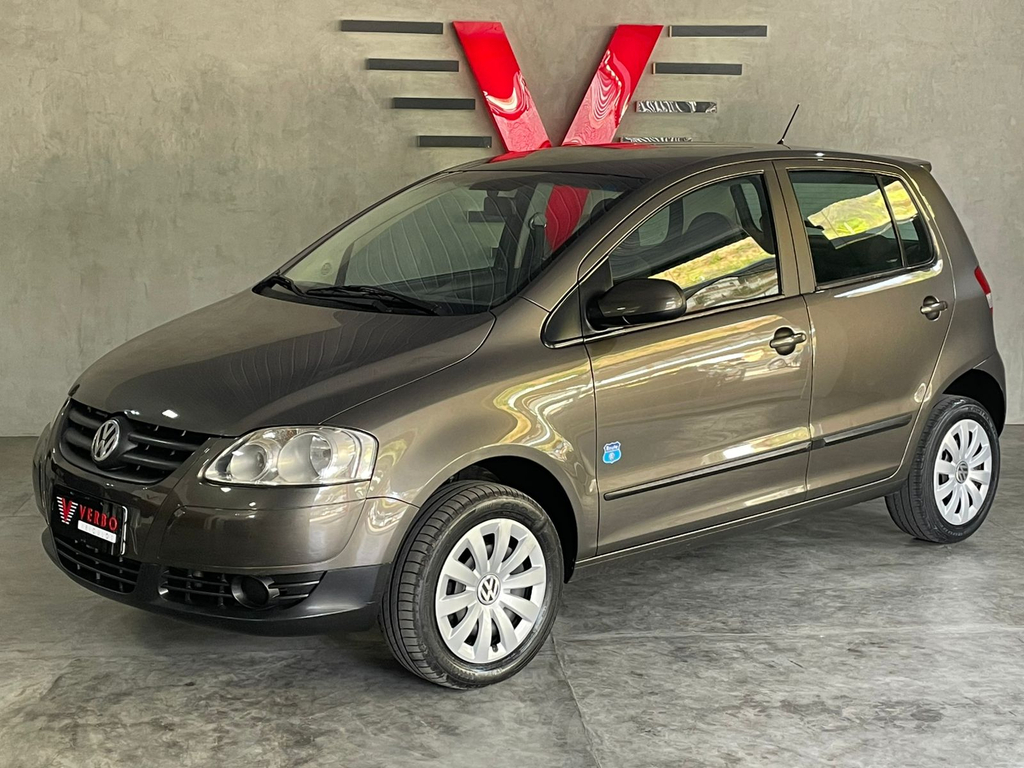 Volkswagen Fox Cinza